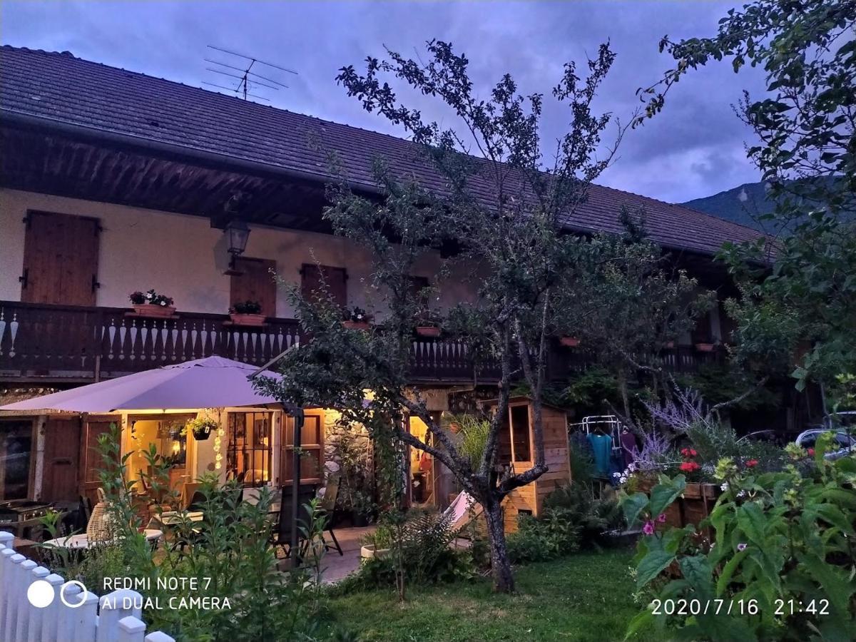 Le Petit Coin Au Bord Du Lac Doussard Exterior foto