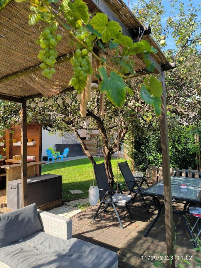 Le Petit Coin Au Bord Du Lac Doussard Exterior foto
